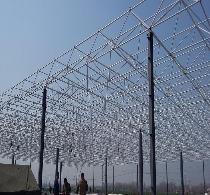 鋼結構網架在現代市場頂棚中的應用